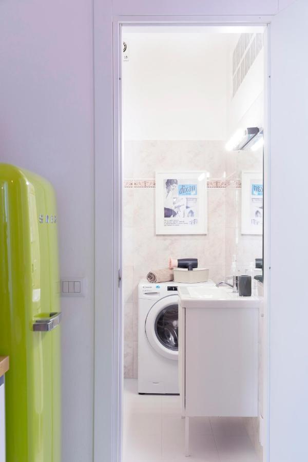 Xenia Apartments - Stylish Colorful Apt- Upbeat & Well-Connected Area Milano Exteriör bild